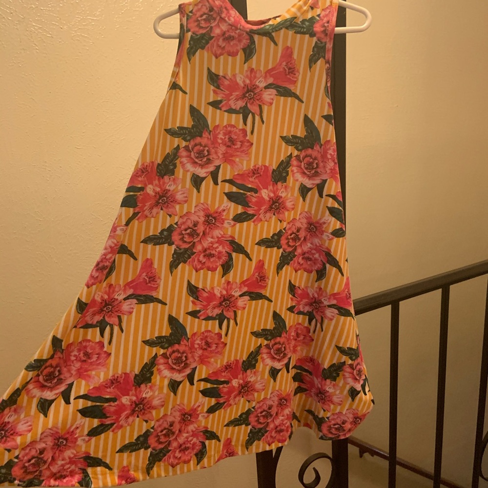 Girls Dress Size 7/8.